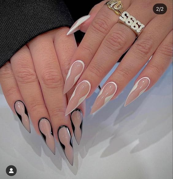 Simple Black And White Nail Art 4