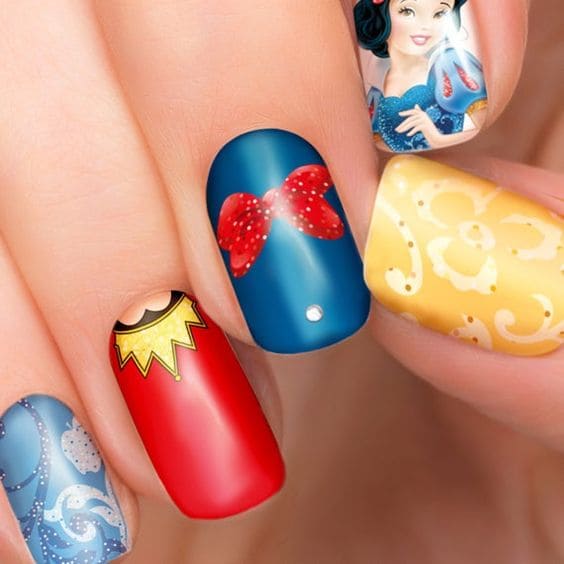 Snow White Mani 5