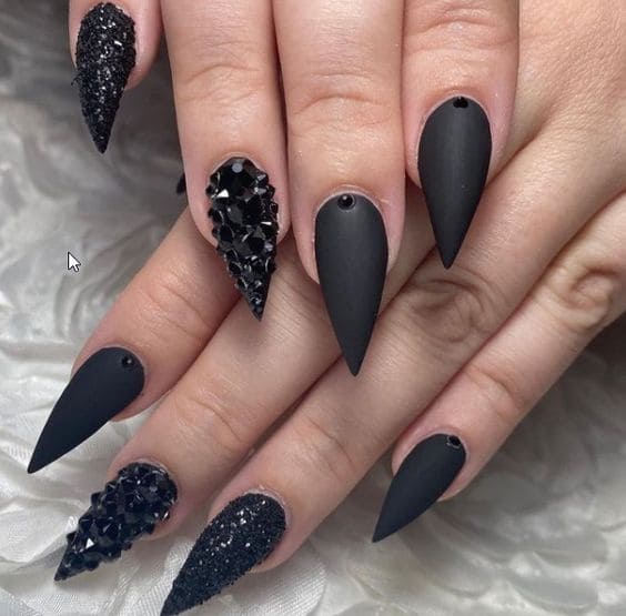 Studded Stiletto Manicure 3