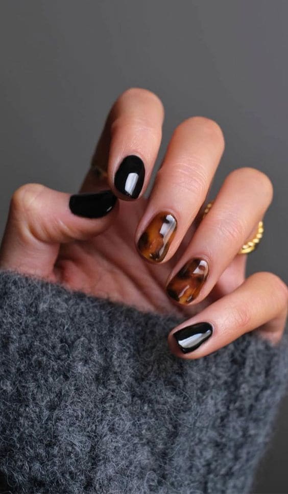 Tortoiseshell Manicure 4