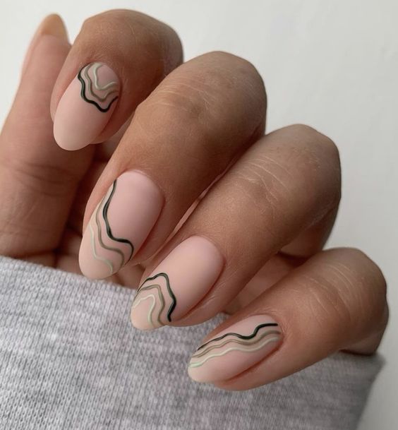 Abstract Matte Manicure 1