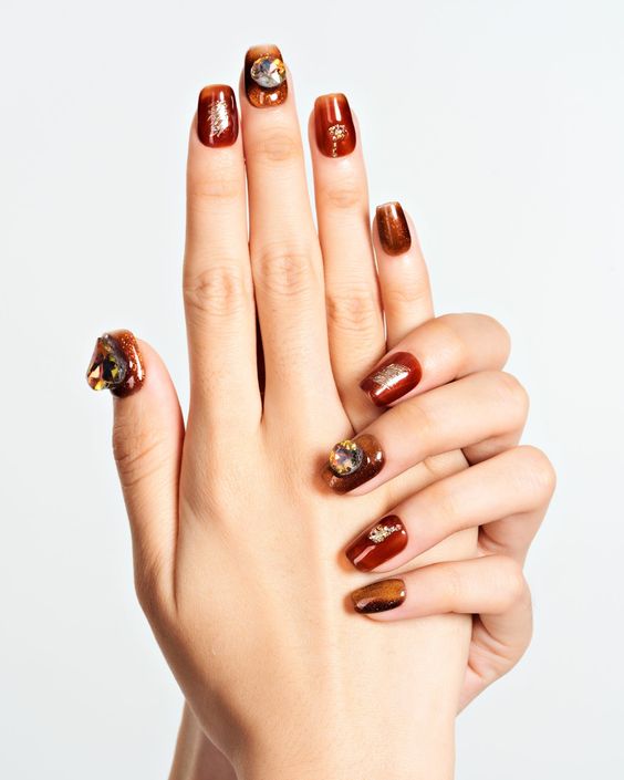 Amber Tone Nail Art 3