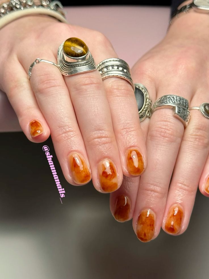 Amber Tone Nail Art 7