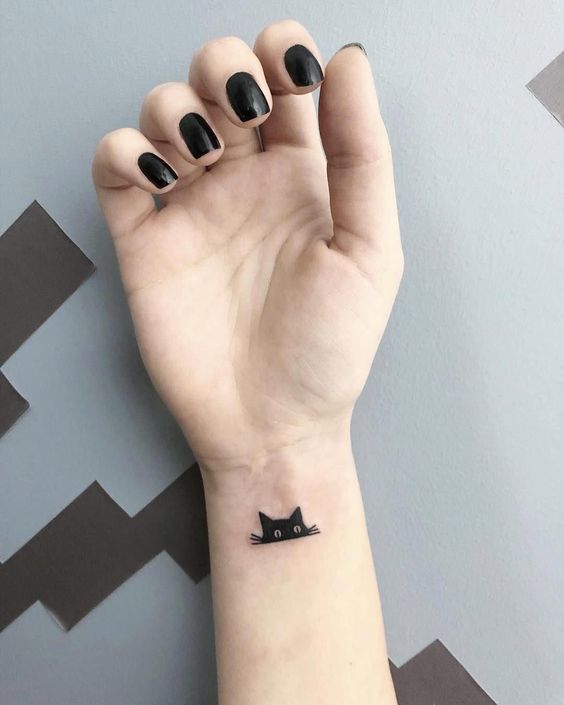 Cat Peeking Tattoos 1