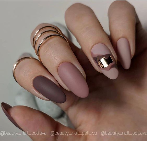 Chrome Matte Nail Ideas 4