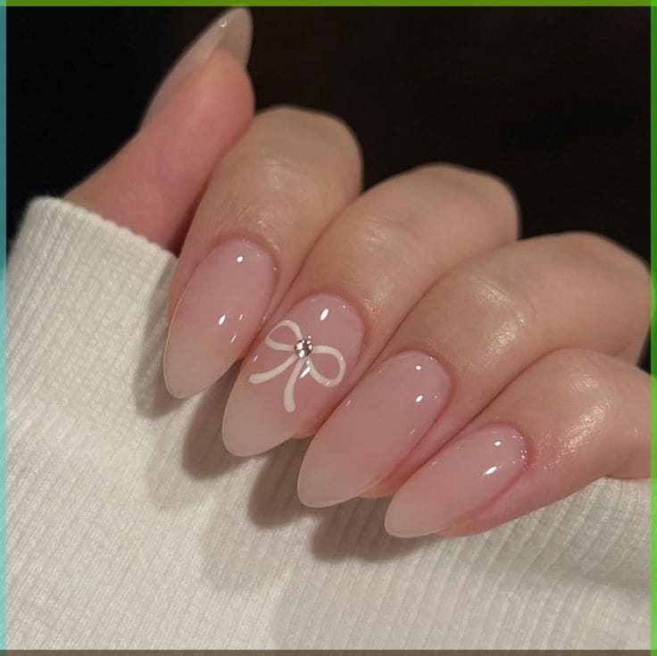 Delicate Bow Nail Designs 3