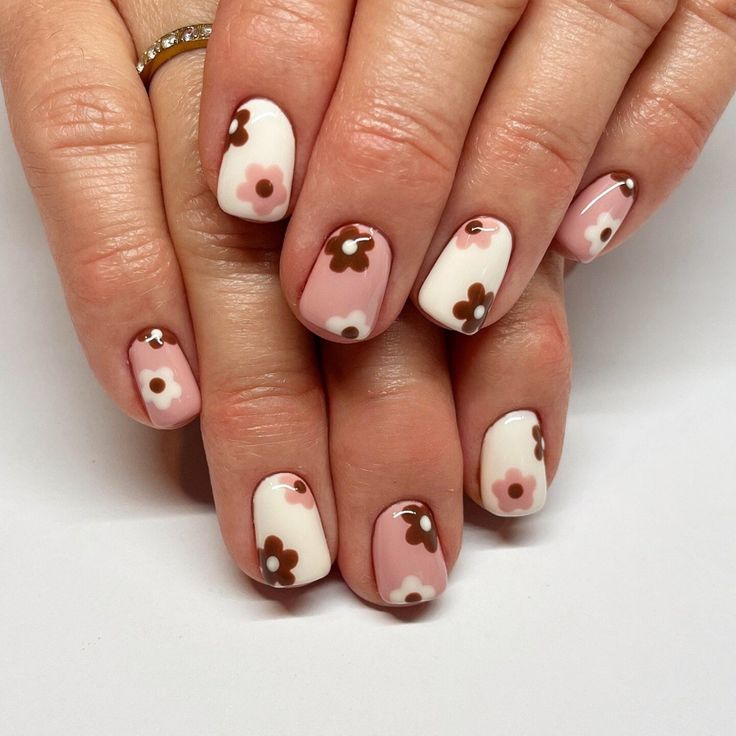 Fall Short Flower Nails 5