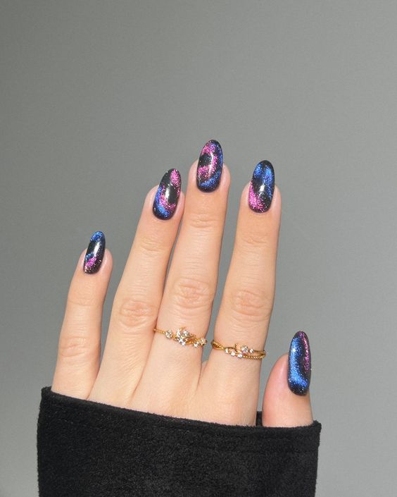 Galaxy Glitter Nails 1