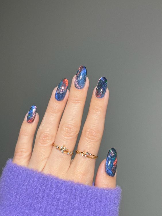 Galaxy Glitter Nails 4