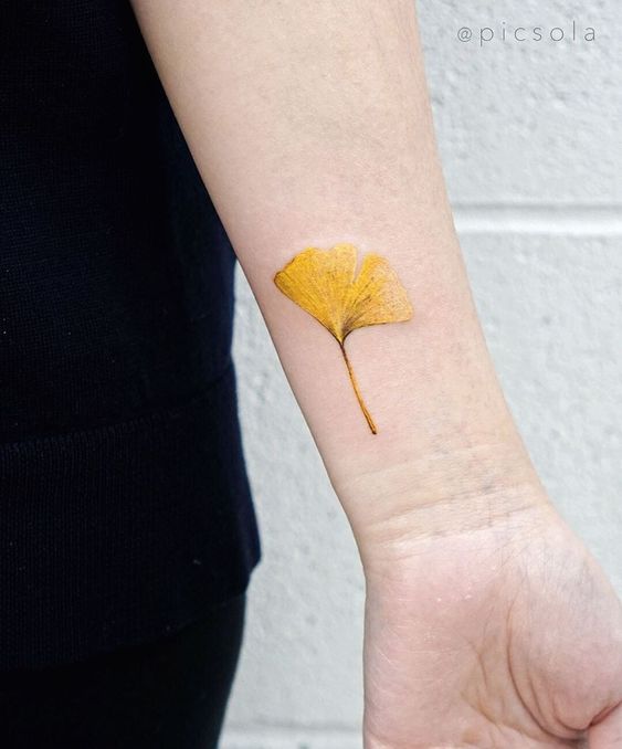 Ginkgo Fall Tattoo Ideas 2