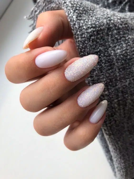 Glitter White Nails 5