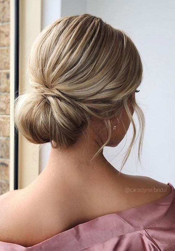 Low Chignon 2