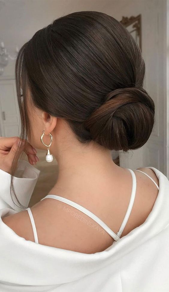 Low Chignon 3