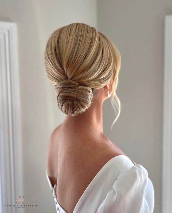 Low Chignon 5