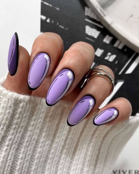 Matte Comic Nails 4