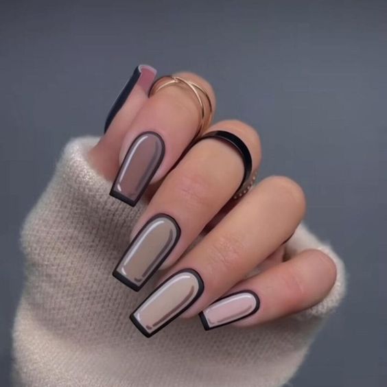 Matte Comic Nails 7