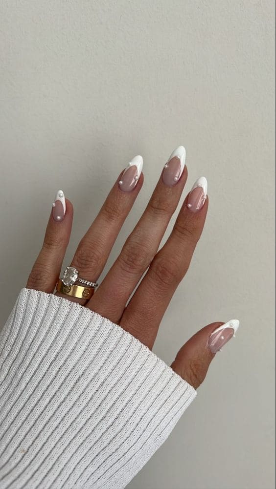 Neutral French Manicure 1