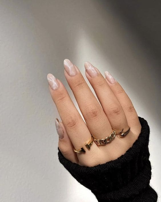 Nude Marble Bridesmaid Nail Ideas 6