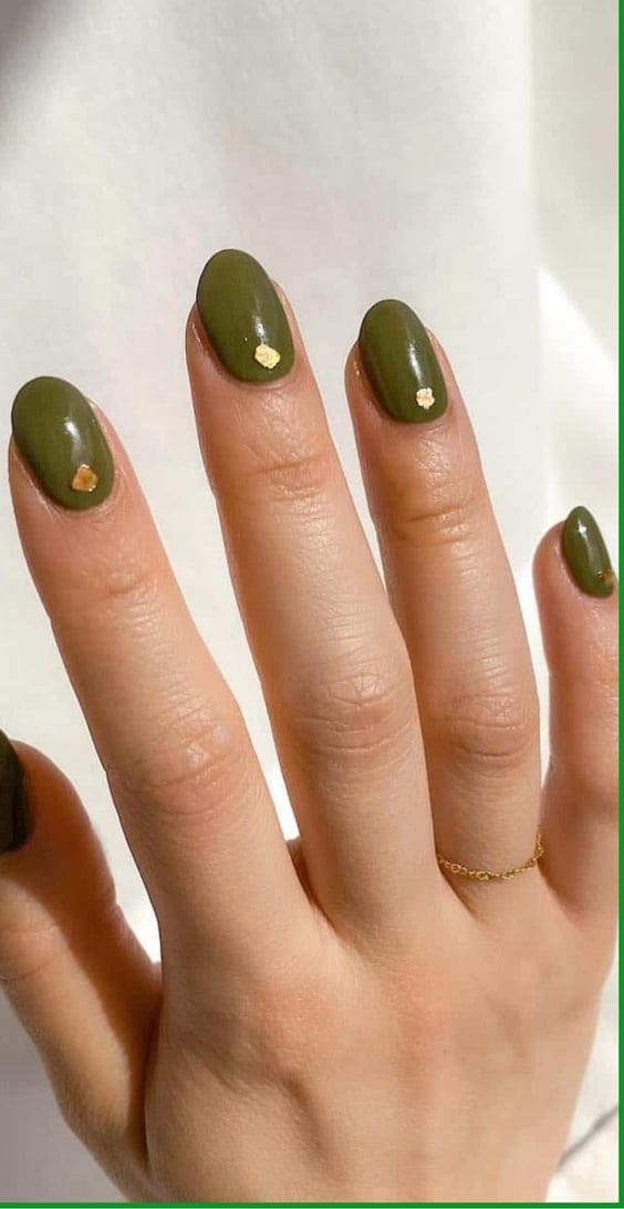 Olive Green Manicure 6