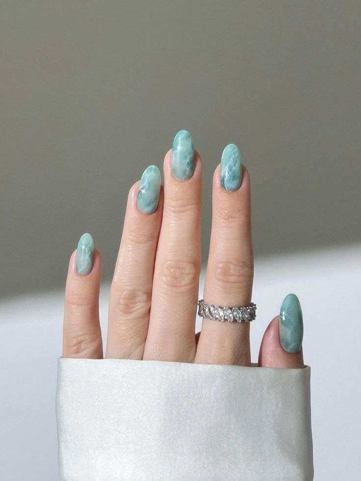 Pastel Marble Nails 3