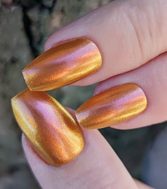 Shimmer Amber Autumn Nail Designs 2