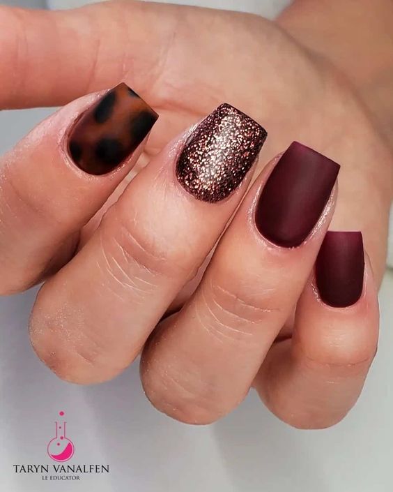 Shimmer Short Fall Nail Ideas 1