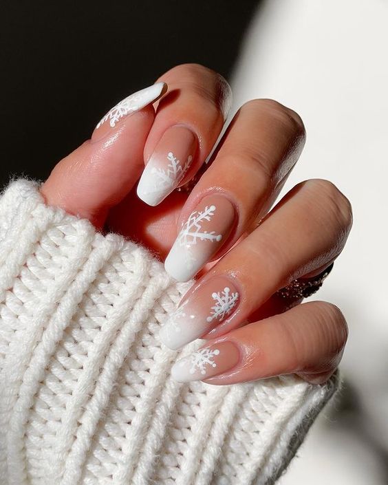 Snowflake White Nails 5