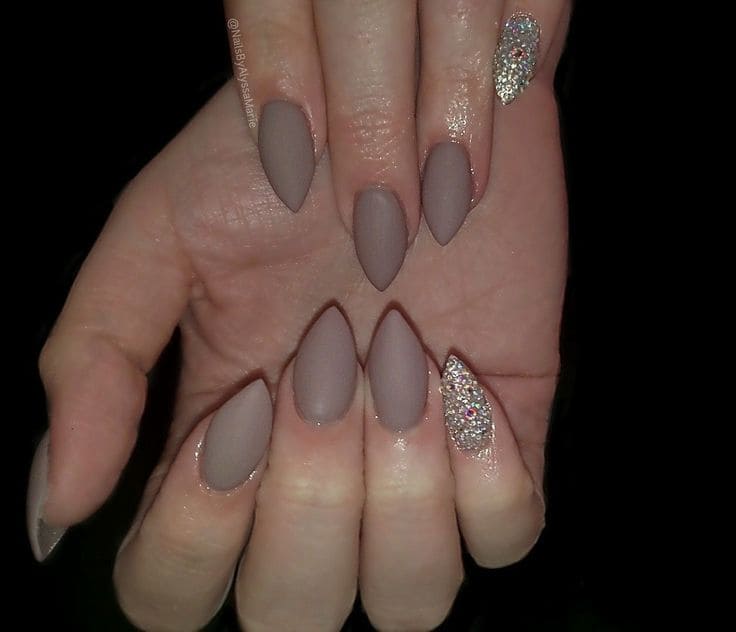 Taupe Nail Color 3