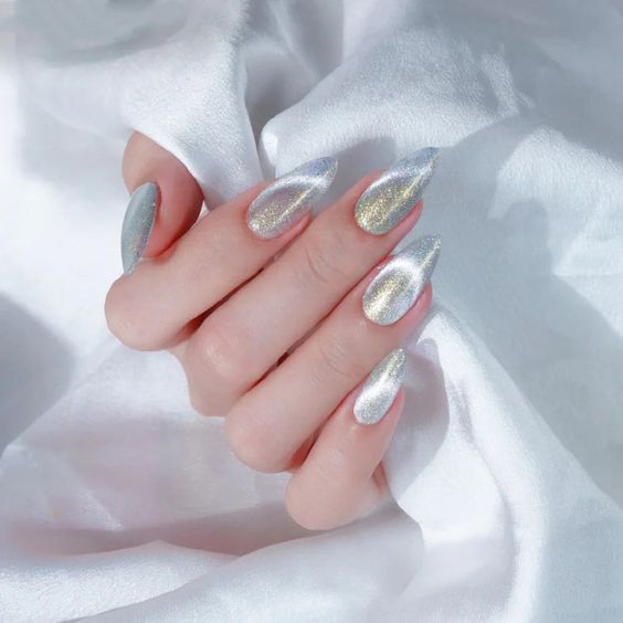 White Cat Eye Nails 1