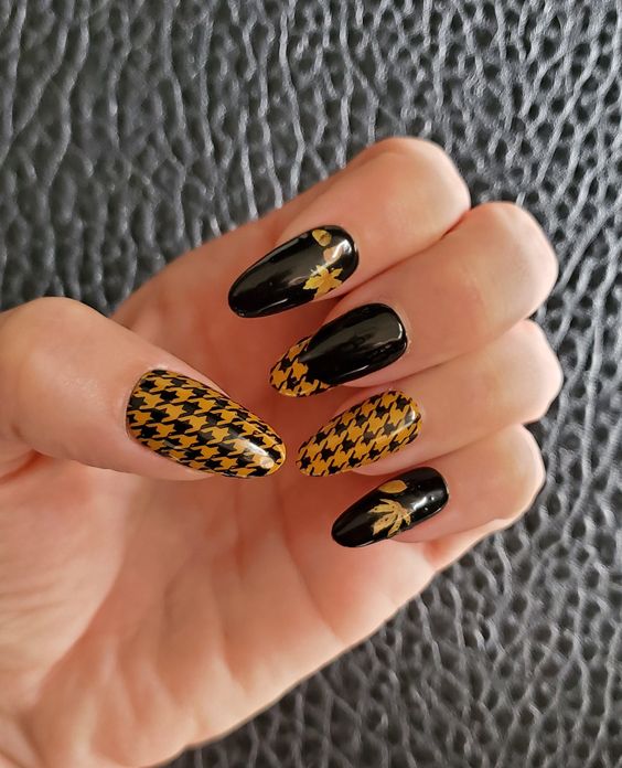 Fall Houndstooth Nails 2