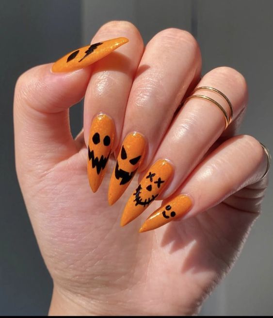 Halloween Lantern Nails 2