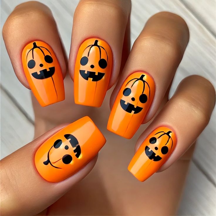 Halloween Lantern Nails 8