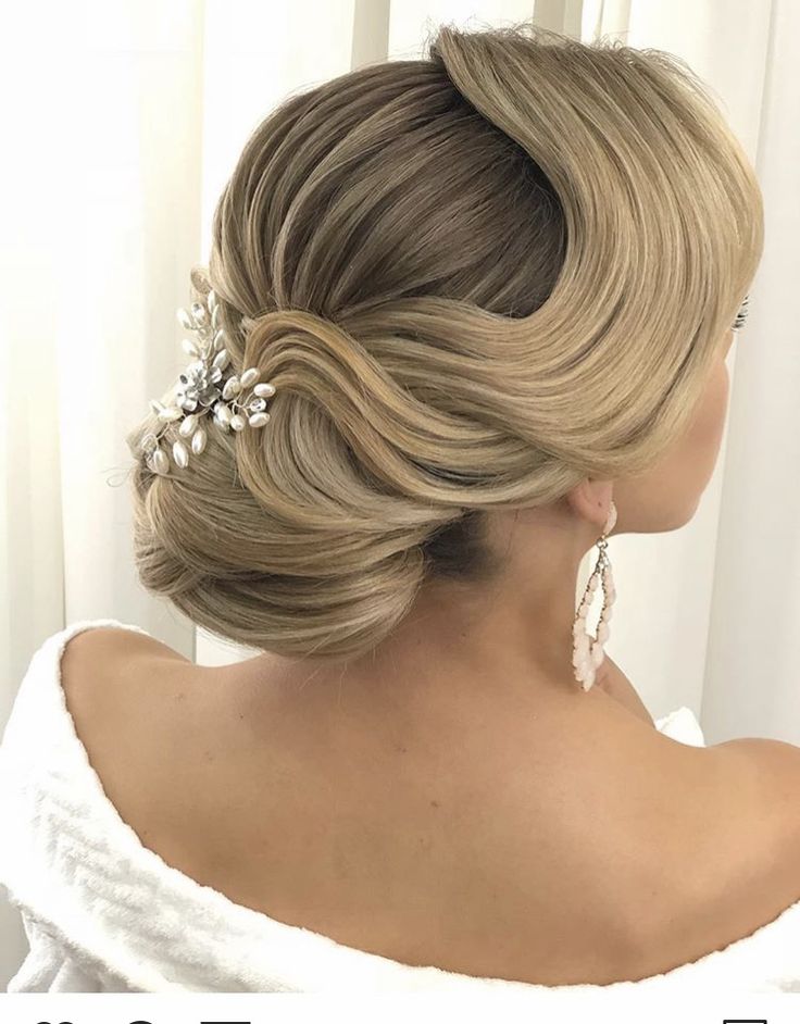 Sculpted Updo 1