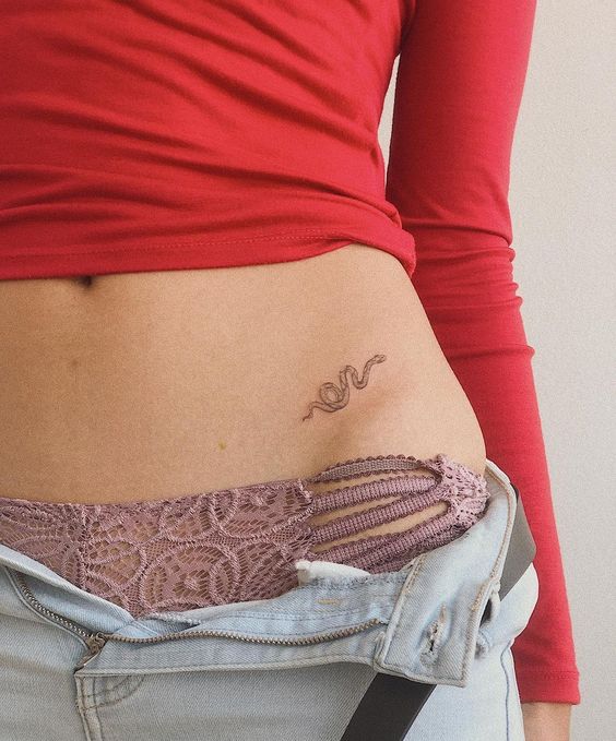 Snake Waist Tattoo Ideas 1