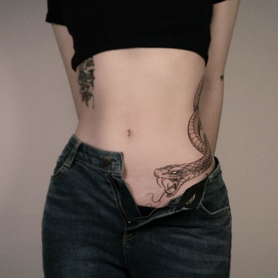 Snake Waist Tattoo Ideas 6