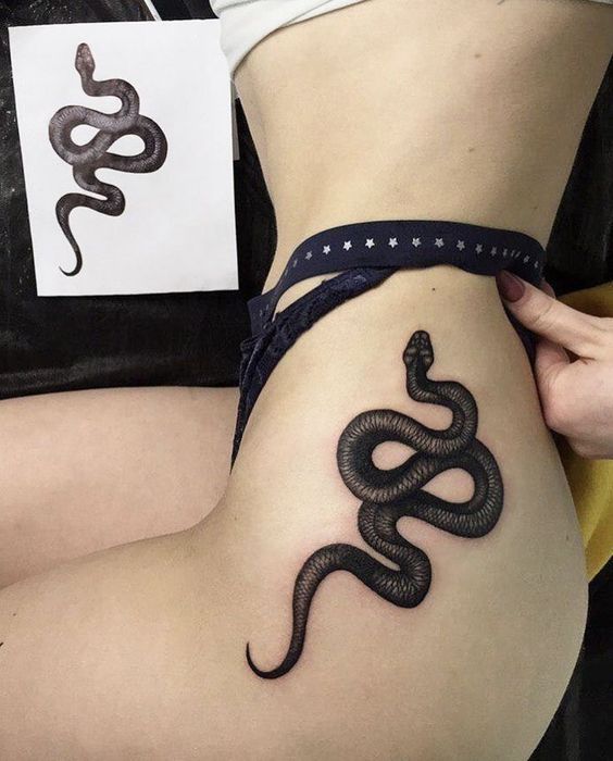 Snake Waist Tattoo Ideas 8