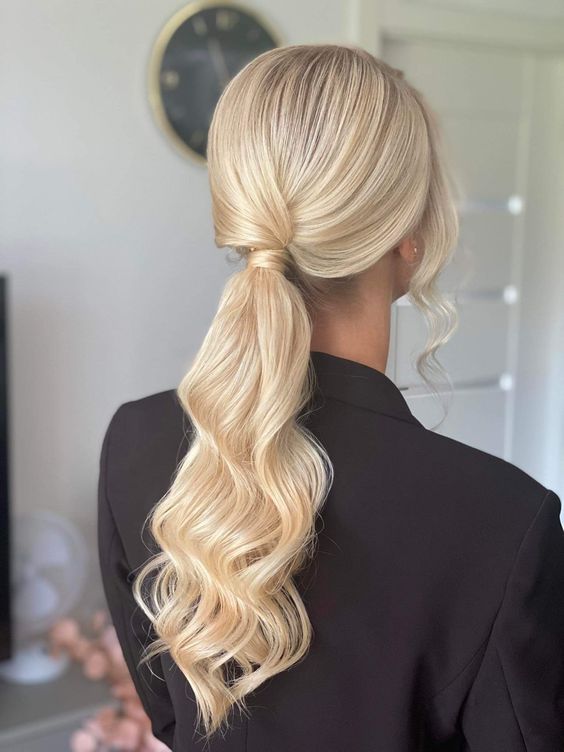 Soft Low Ponytail 1